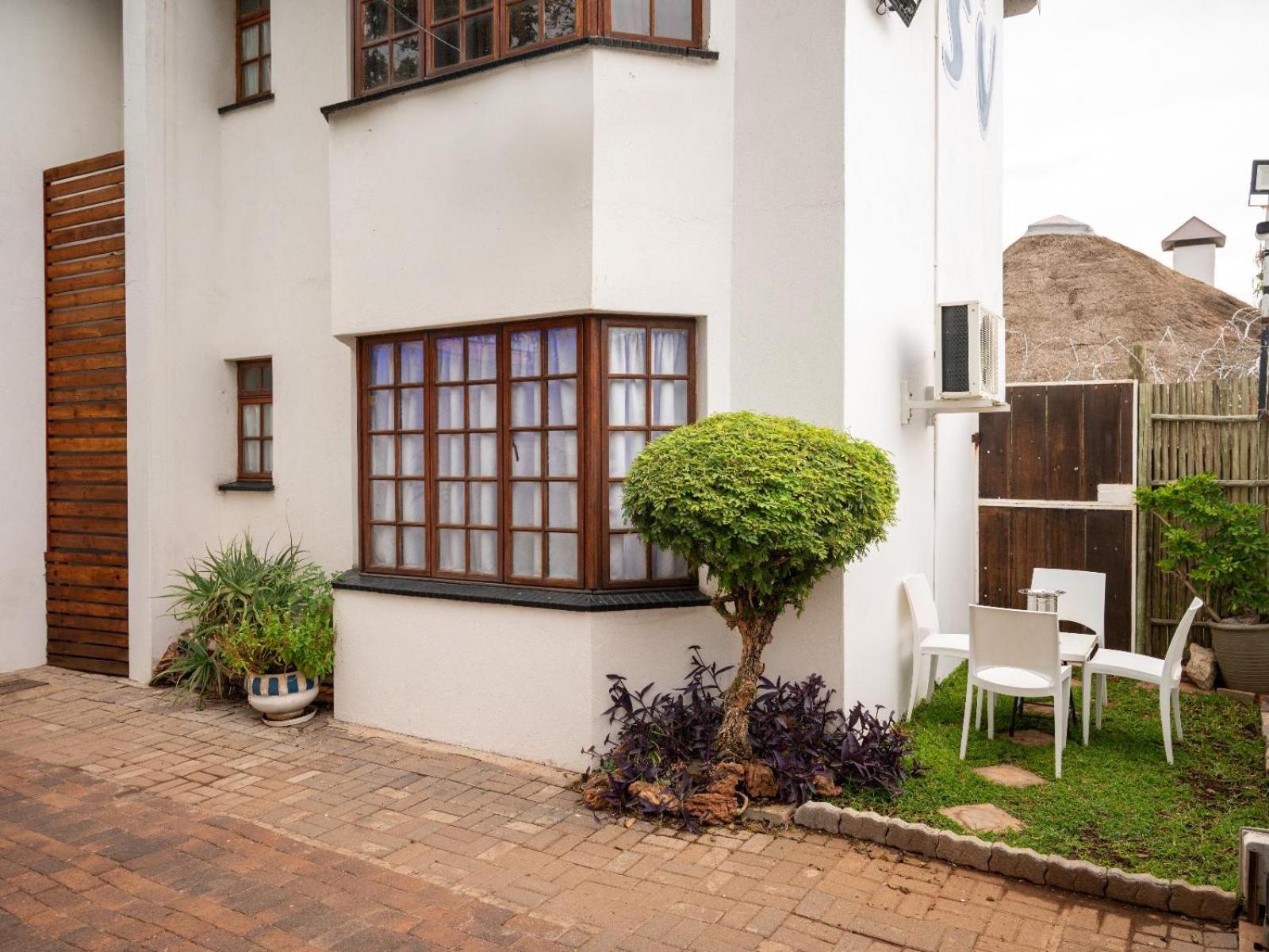 Sleepers Villa Guesthouse Polokwane Exterior foto